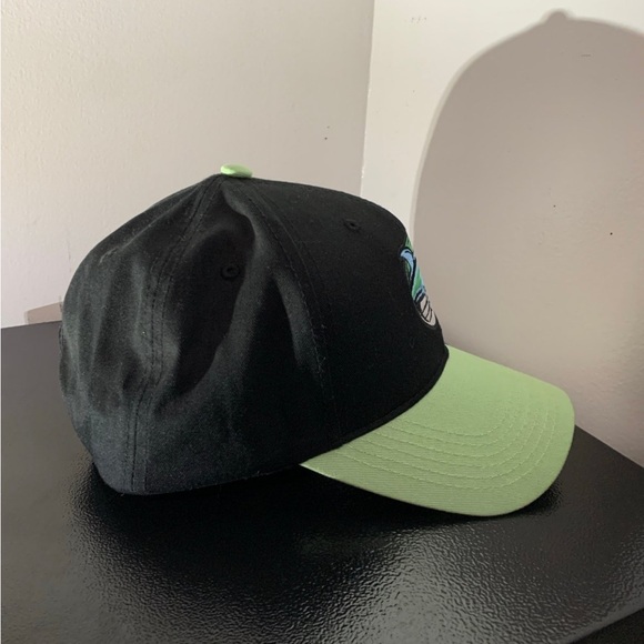 Hat - Picture 2 of 5